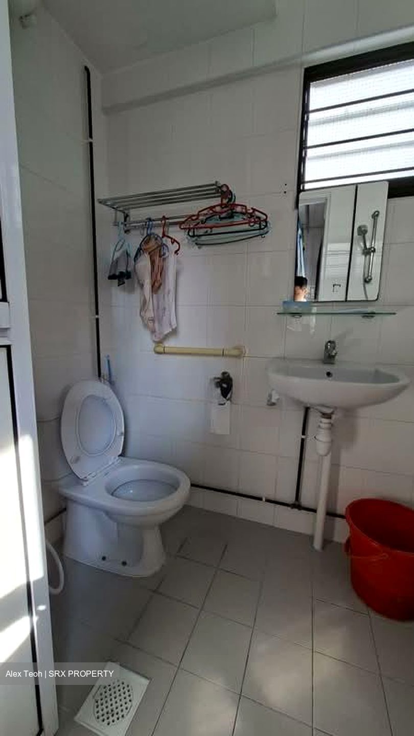 Blk 168 Bukit Batok West Avenue 8 (Bukit Batok), HDB 4 Rooms #573932081